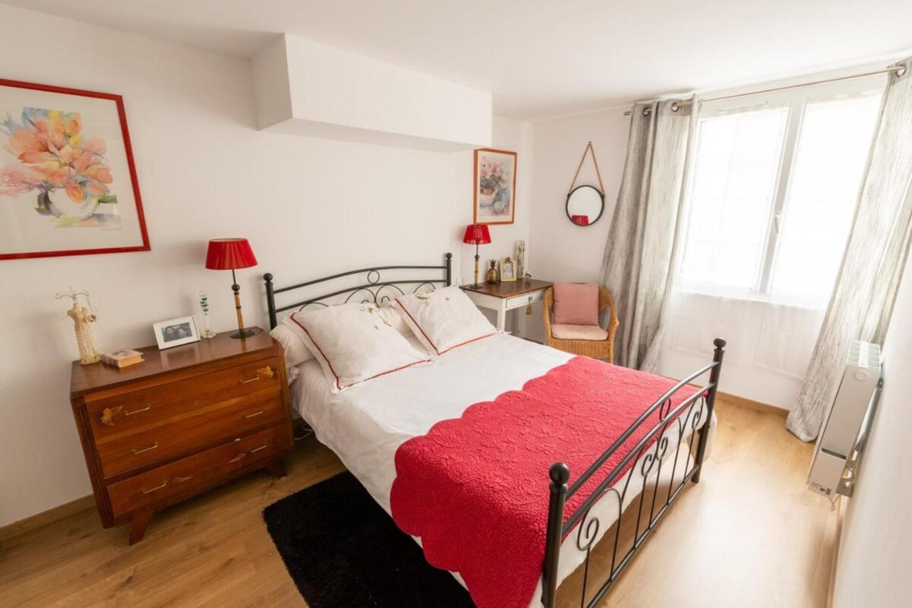 Furnished Apartment Near Palais De La Justice With 2 Bedrooms & A Garden Бордо Экстерьер фото